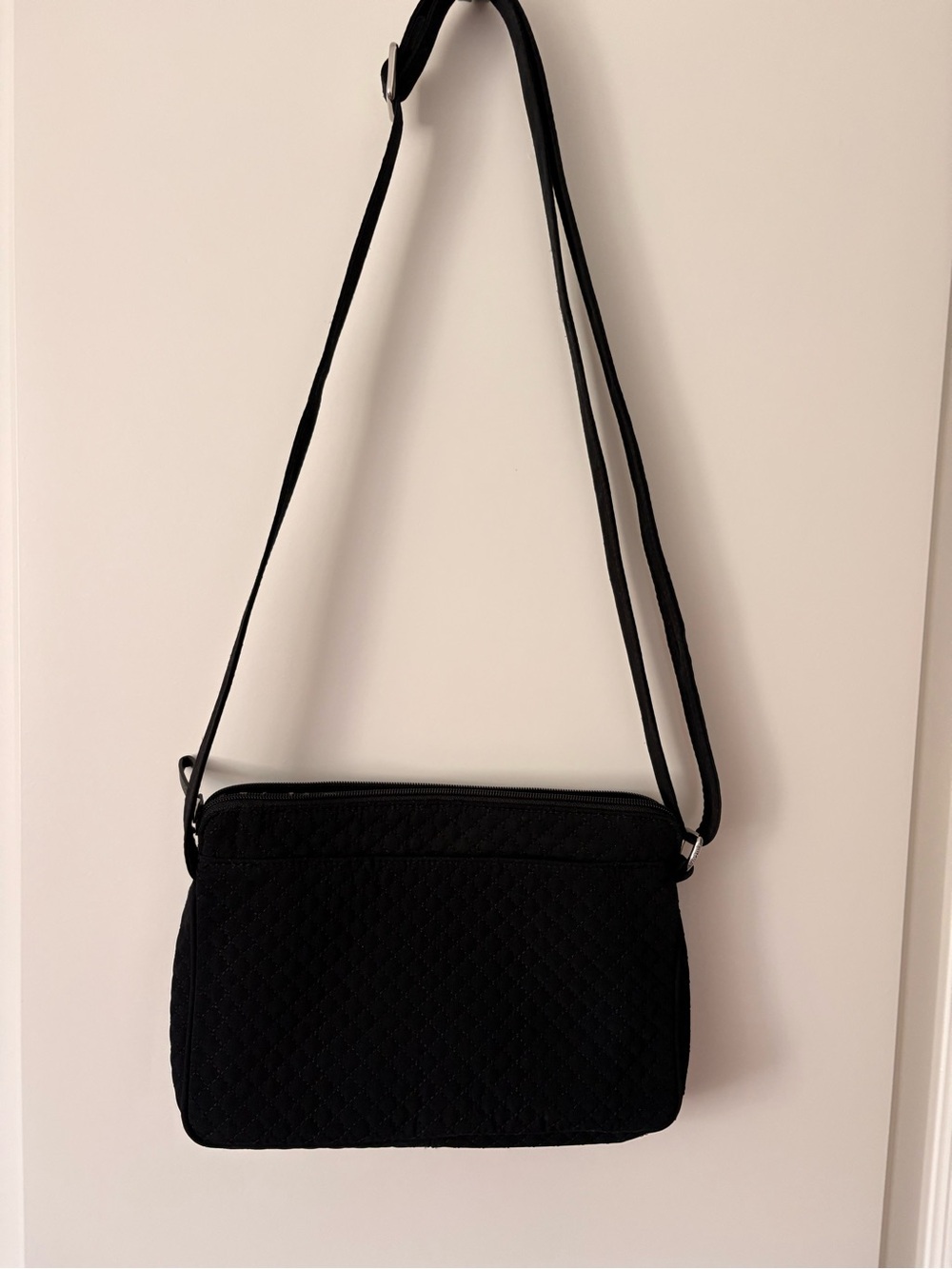 Vera Bradley Black Quilted Crossbody Messenger Bag - Picture 3 of 5
